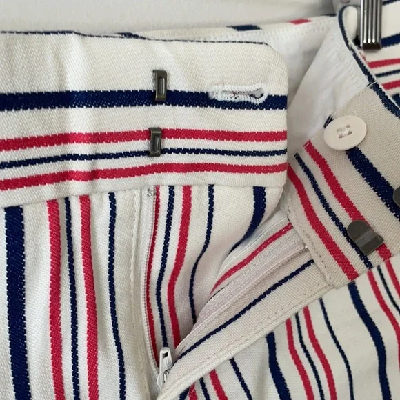 Club Monaco Shorts - Picture 6 of 6